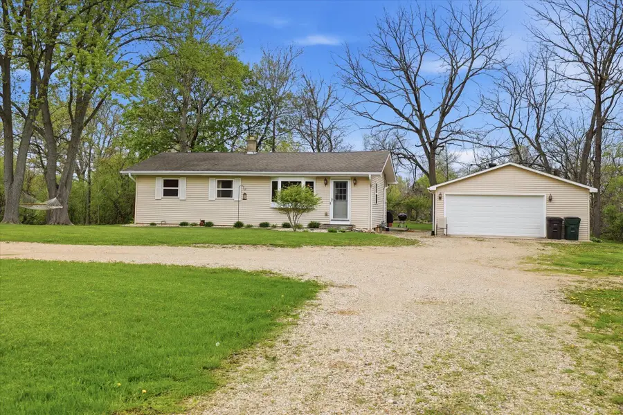 N2852 Schofield Rd, Geneva, WI 53147 - #3