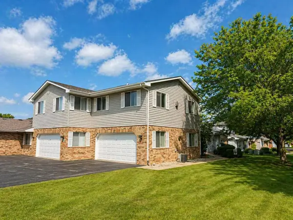 1117 N Sunnyslope Dr, Mount Pleasant, WI 53406
