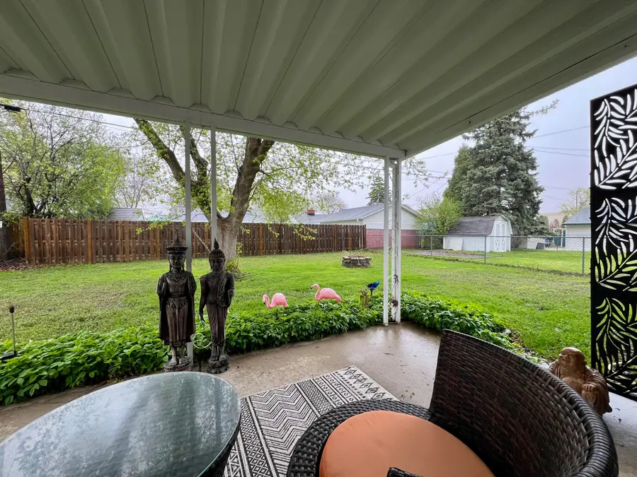 6116 W Oklahoma Ave, Milwaukee, WI 53219 - #2