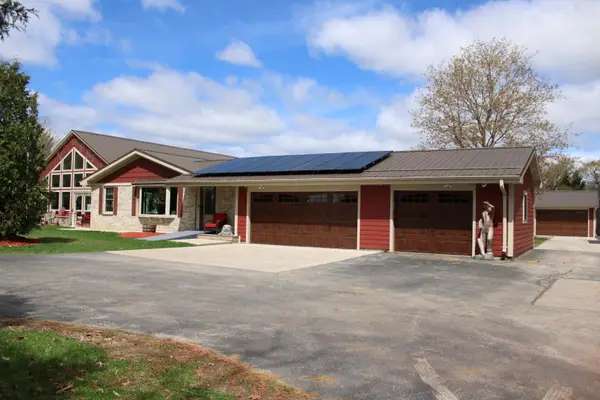 890 County Highway H, Kewaskum, WI 53040