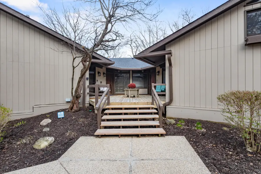 800 Aspen Dr, Fontana, WI 53125 - #2