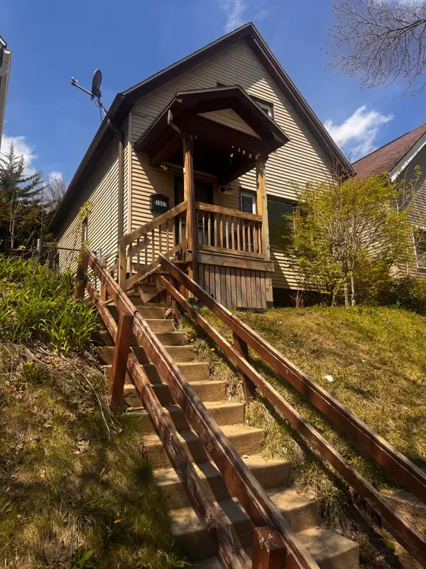 1003 S 31st St, Milwaukee, WI 53215