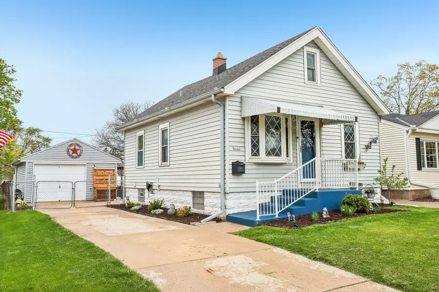 2177 S 97th St, West Allis, WI 53227 - #2