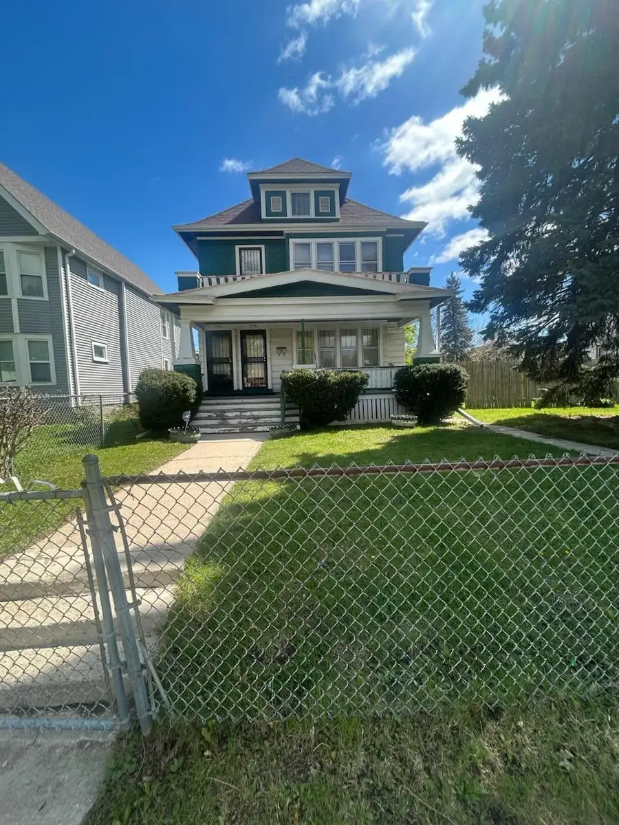 2718 N 37th St, Milwaukee, WI 53210 - #2