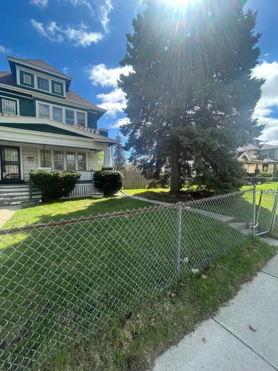 2718 N 37th St, Milwaukee, WI 53210 - #3