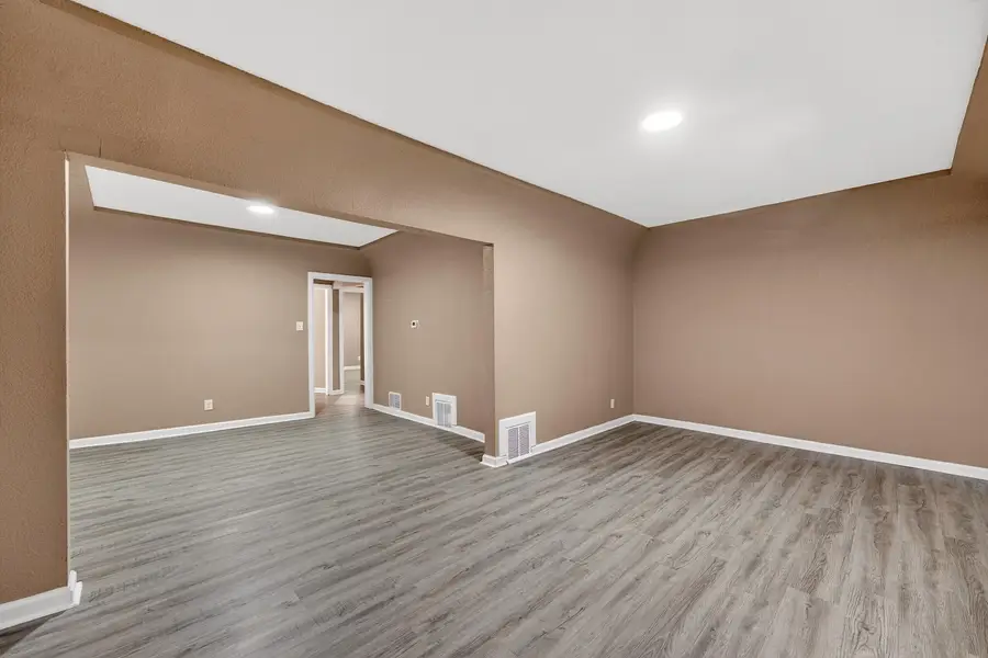 3227 N 15th St, Milwaukee, WI 53206 - #3