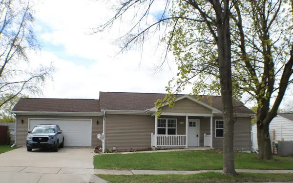 1860 Neal Ct, Green Bay, WI 54302