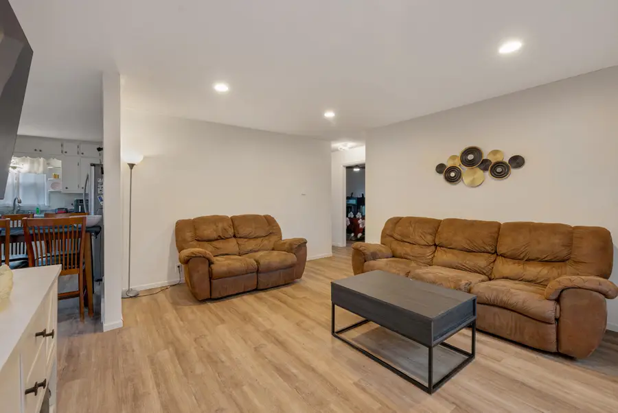 6800 W Ohio Ave, Milwaukee, WI 53219 - #3