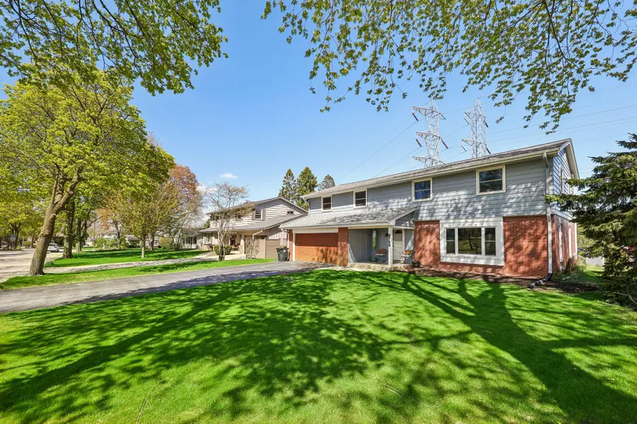 2750 N Park Dr, Wauwatosa, WI 53222 - #3