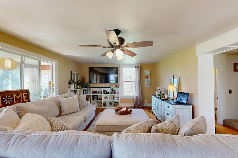N2312 County Road J, Fort Atkinson, WI 53538 - #3