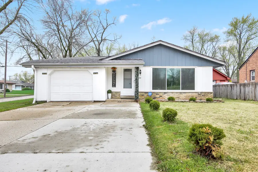 2522 W College Ave, Milwaukee, WI 53221 - #2