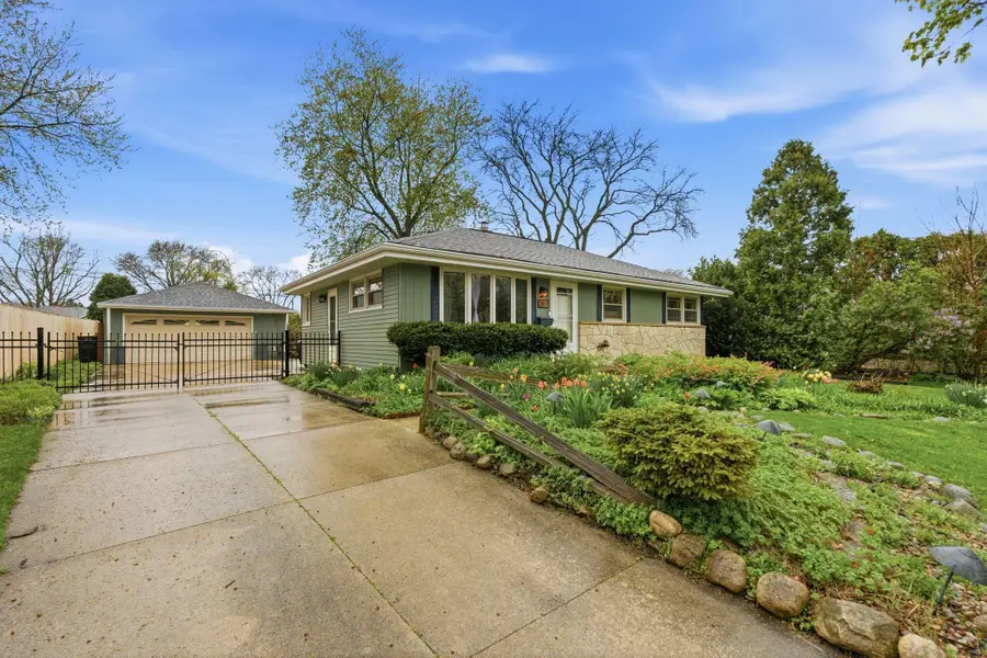 2817 S 103rd St, West Allis, WI 53227 - #2