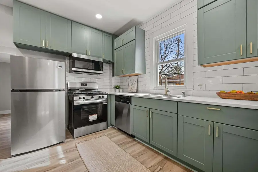 158 N 59th St, Milwaukee, WI 53213 - #2