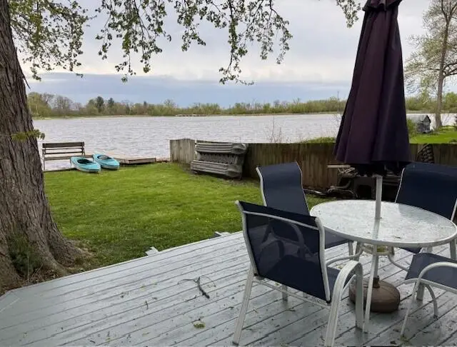 N6212 W Lakeshore Dr, Spring Prairie, WI 53105 - #2