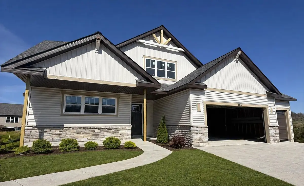 1315 Peony Pl, Fort Atkinson, WI 53538 - #1