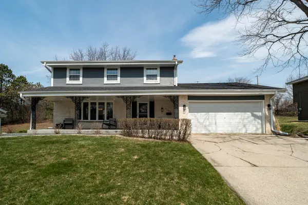 4748 Sumac Ln, Greendale, WI 53129