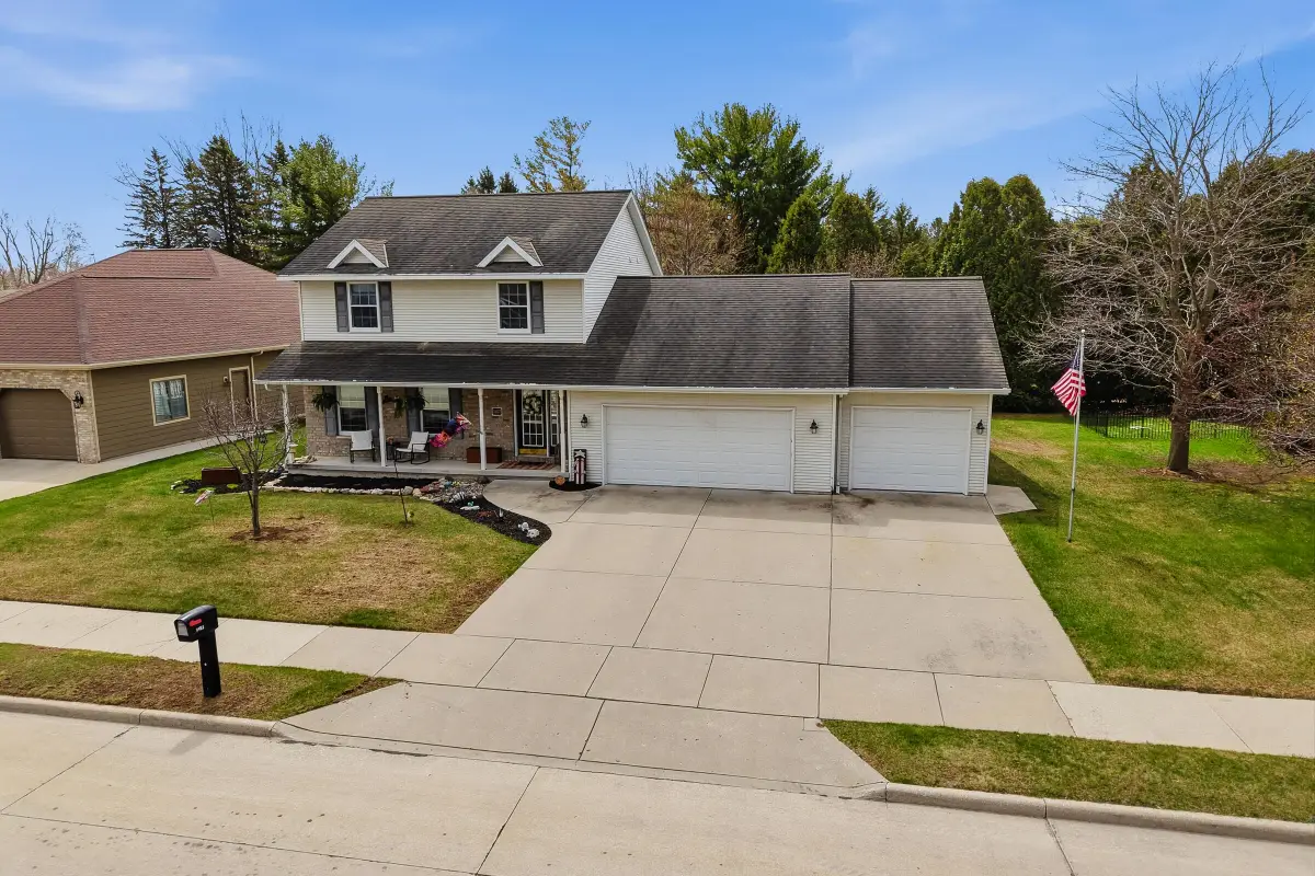 3107 44th St, Two Rivers, WI 54241 - #1