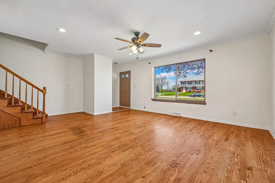 9907 W Beloit Rd, Milwaukee, WI 53227 - #2