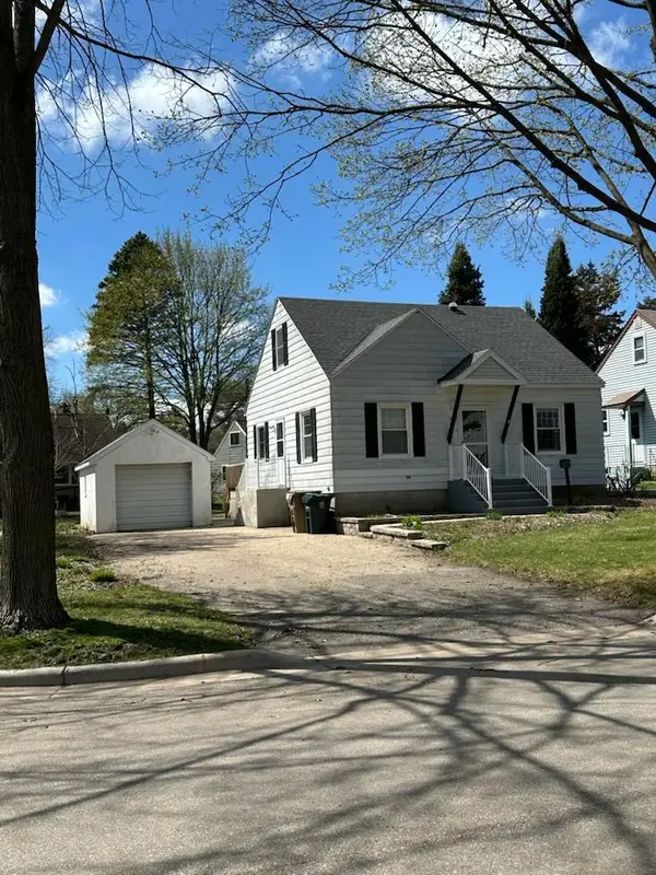 1426 Hooker Ave, Madison, WI 53704