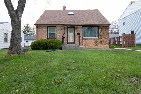 1308 Mackinac Ave, South Milwaukee, WI 53172