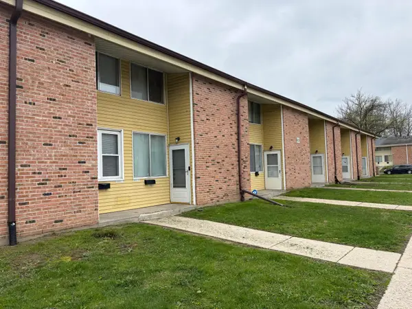 8910 N 95th St, Milwaukee, WI 53224