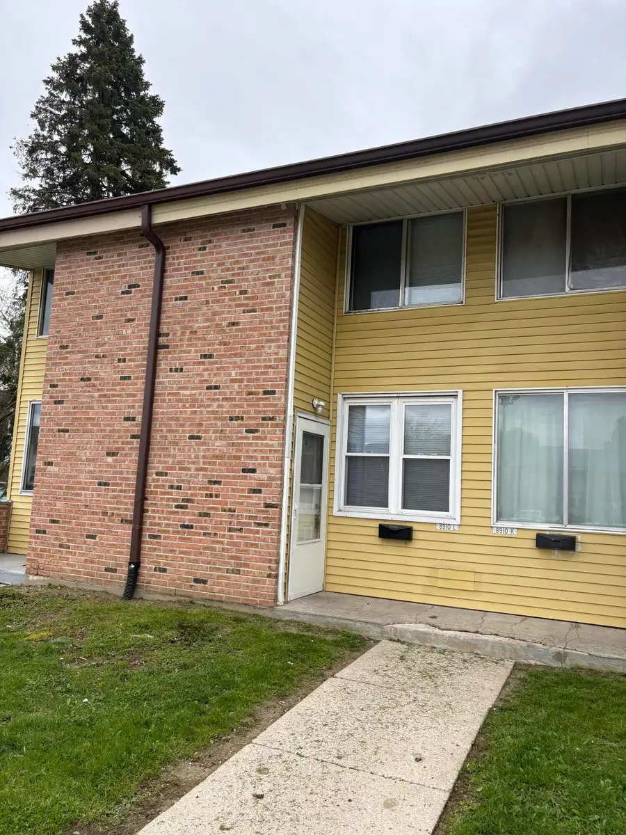 8910 N 95th St, Milwaukee, WI 53224 - #2