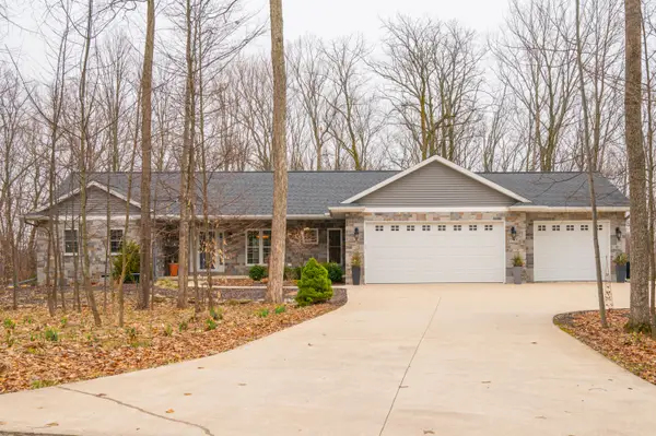 7790 Duchess Ln, Egg Harbor, WI 54209