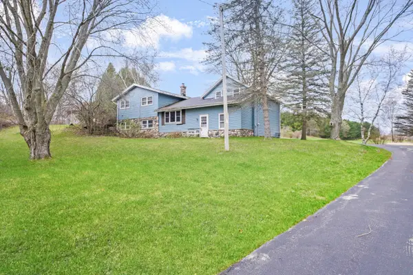 6909 N Townline Rd, Addison, WI 53090