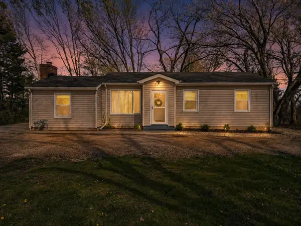 10227 8th Ave, Pleasant Prairie, WI 53158