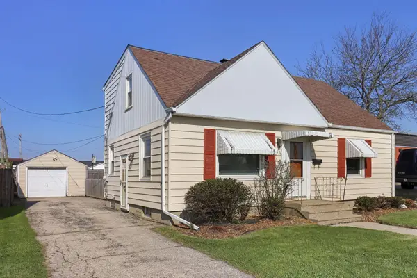 7526 38th Ave, Kenosha, WI 53142