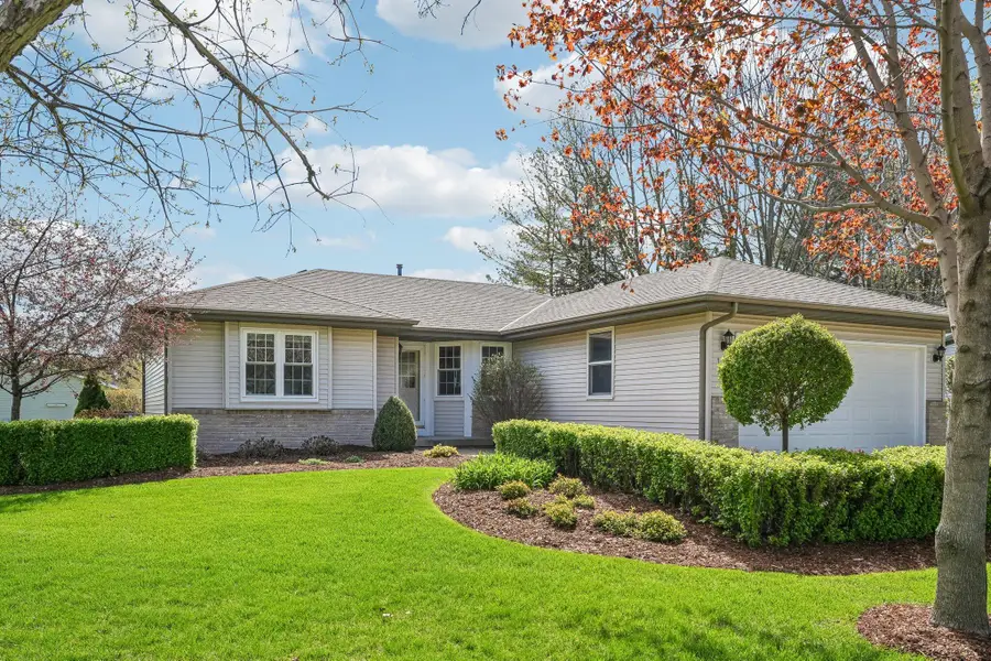 1413 Oak St, Watertown, WI 53098 - #2