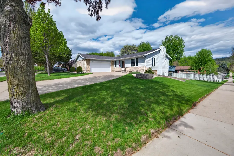 1000 Oak Ave N, Onalaska, WI 54650 - #3