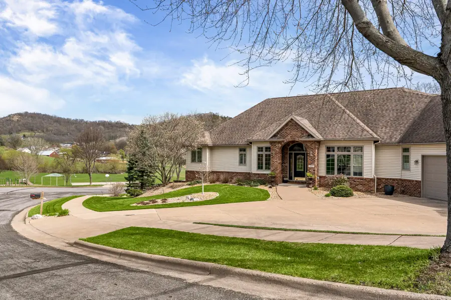 1892 Wood Run Pl, Onalaska, WI 54650 - #2