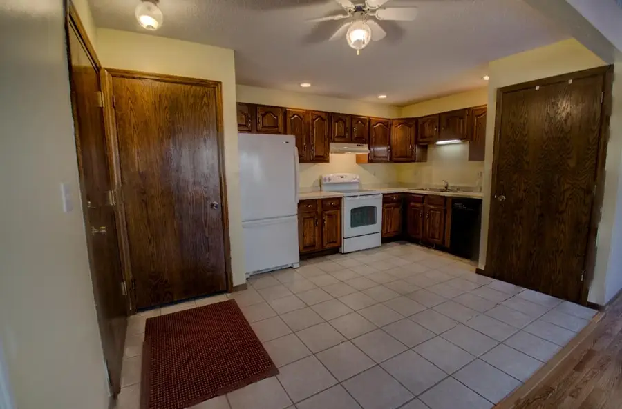 730 10th Ave N, Onalaska, WI 54650 - #3