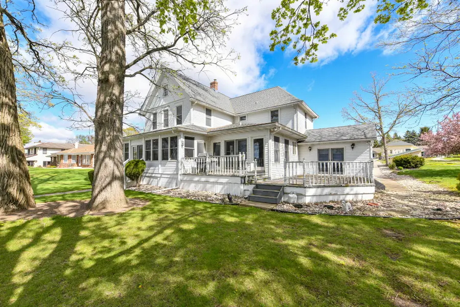 30731 Cedar Dr, Burlington, WI 53105 - #2