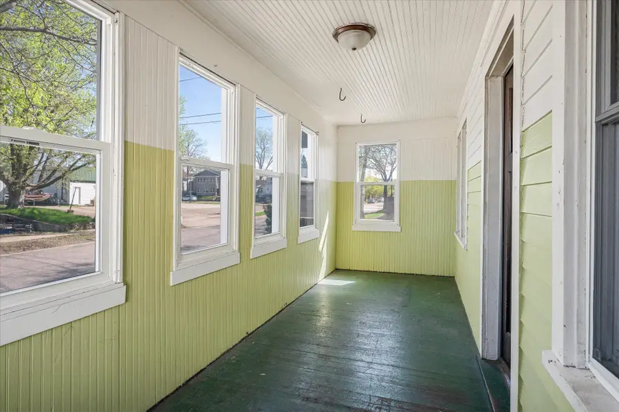 512 Windsor St, La Crosse, WI 54603 - #3
