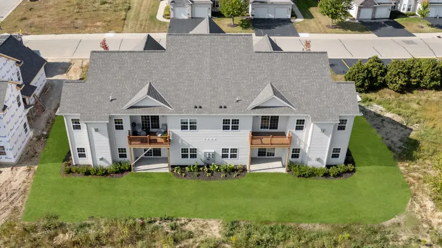 1824 Horseshoe Ln, Slinger, WI 53086 - #2