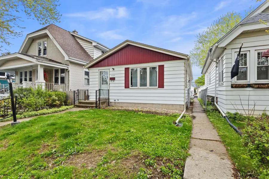 2108 S 72nd St, West Allis, WI 53219 - #2