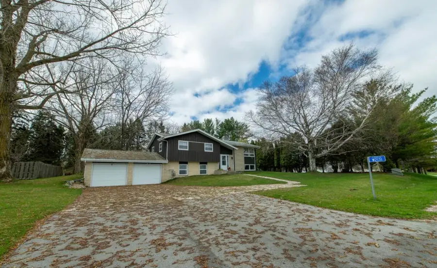 W2131 Playbird Rd, Sheboygan Falls, WI 53083 - #3
