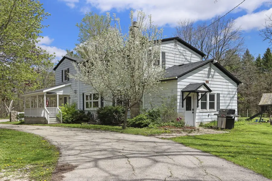 34411 Washington Ave, Rochester, WI 53105 - #3