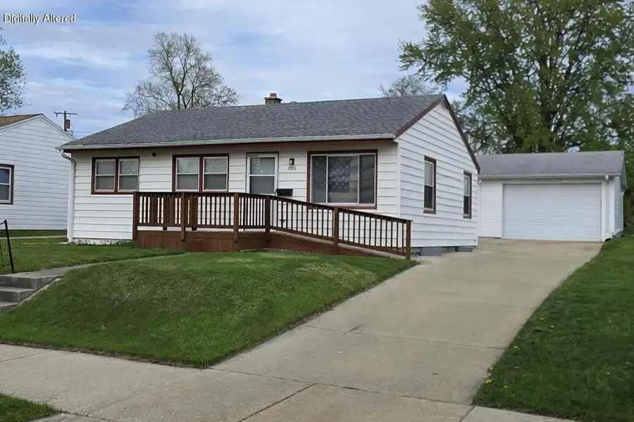 3370 S 66th St, Milwaukee, WI 53219 - #2
