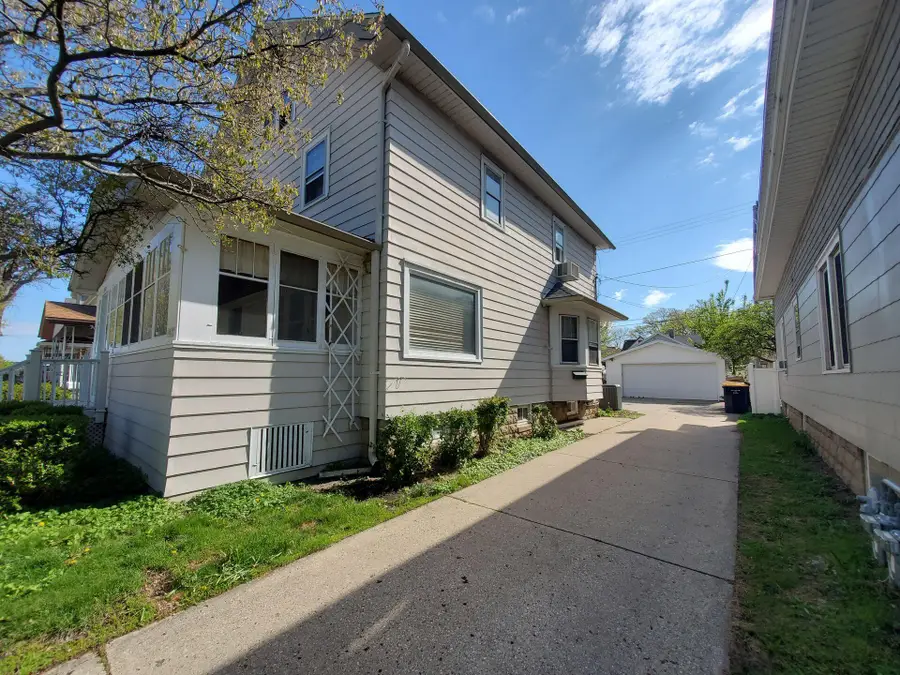 1460 S 80th St, West Allis, WI 53214 - #2