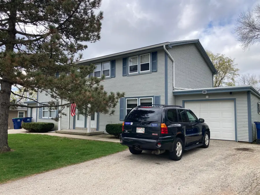213 Summit Dr, Fredonia, WI 53021 - #2