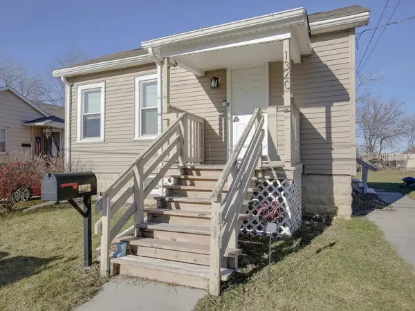 1320 45th St, Kenosha, WI 53140