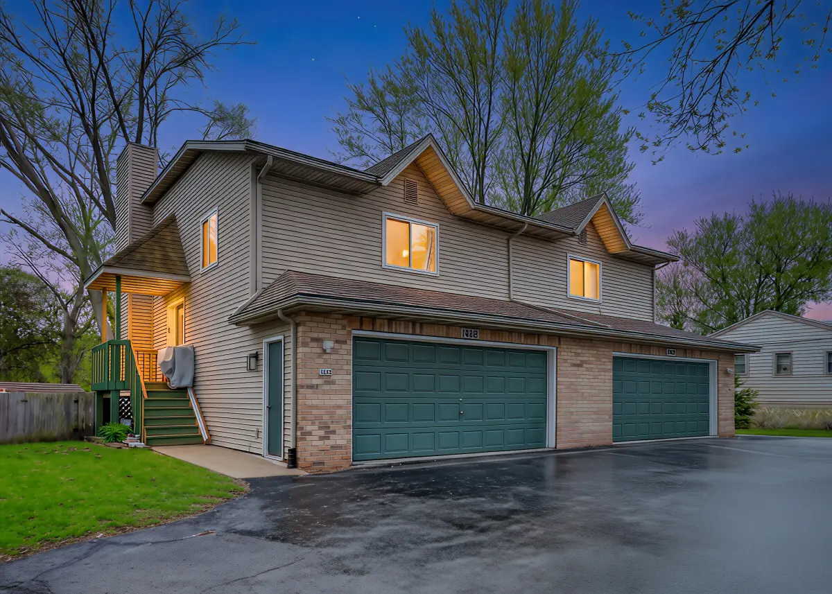 1424 S River Rd, New Berlin, WI 53151 - #1
