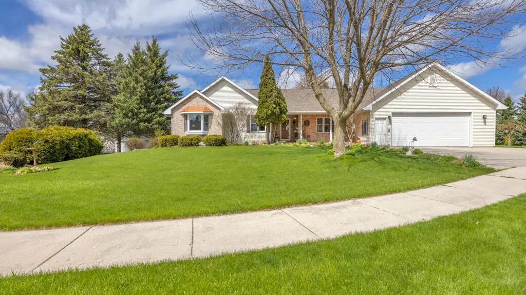 428 Sandstone Ter, Kiel, WI 53042 - #1