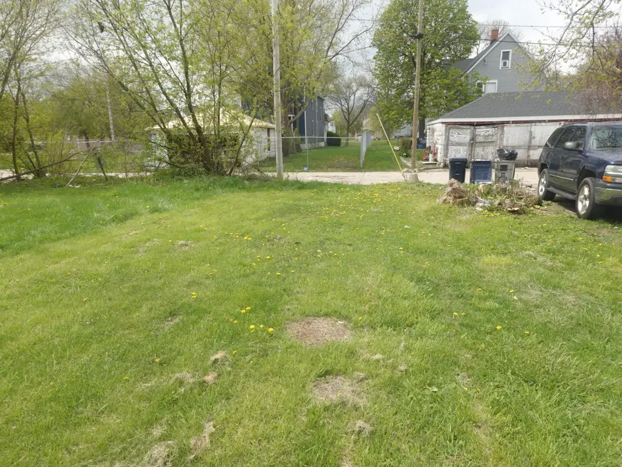 3133 N 9th St, Milwaukee, WI 53206 - #3