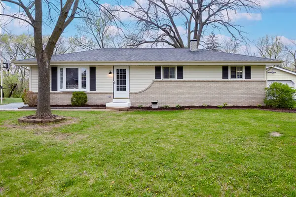 6199 N River Trail Dr, Milwaukee, WI 53225