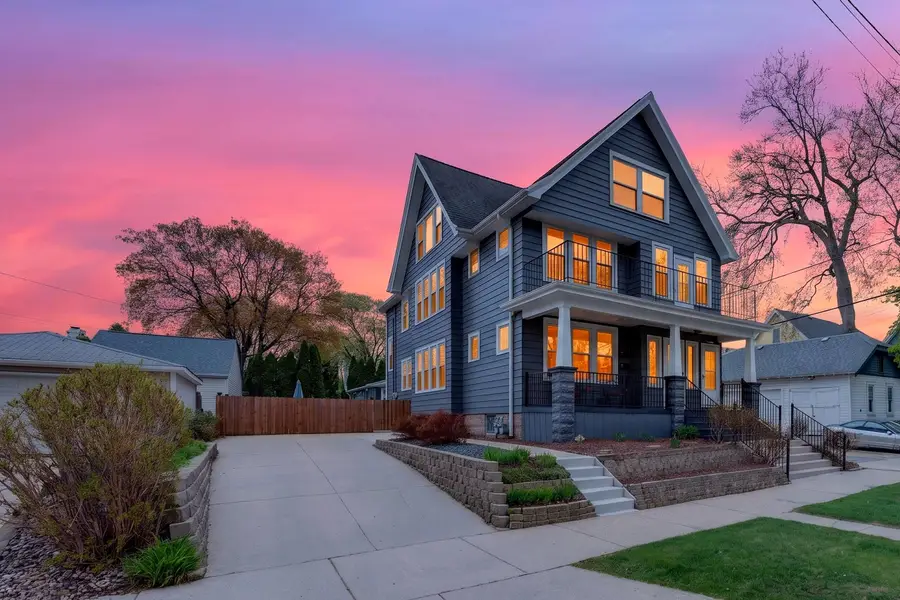1723 E Ontario St, Milwaukee, WI 53207 - #2