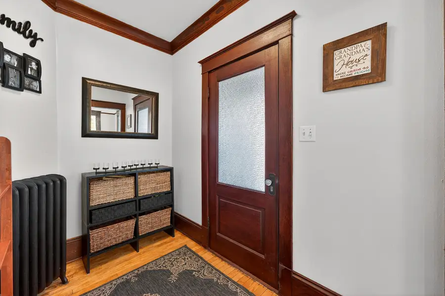 1723 E Ontario St, Milwaukee, WI 53207 - #3